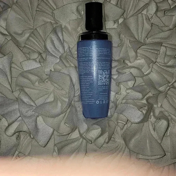 DERMALACTIVES - Purifying cleansing gel - Picture 2 of 2